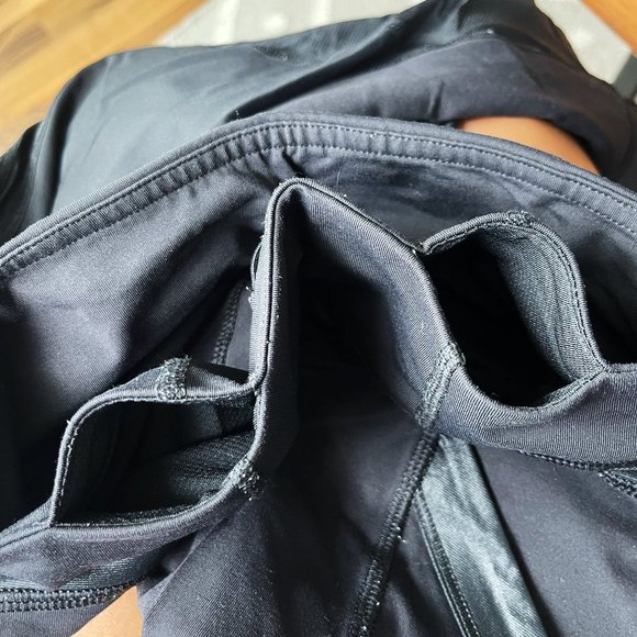 Lululemon Back Leggings - Picture 6 of 7